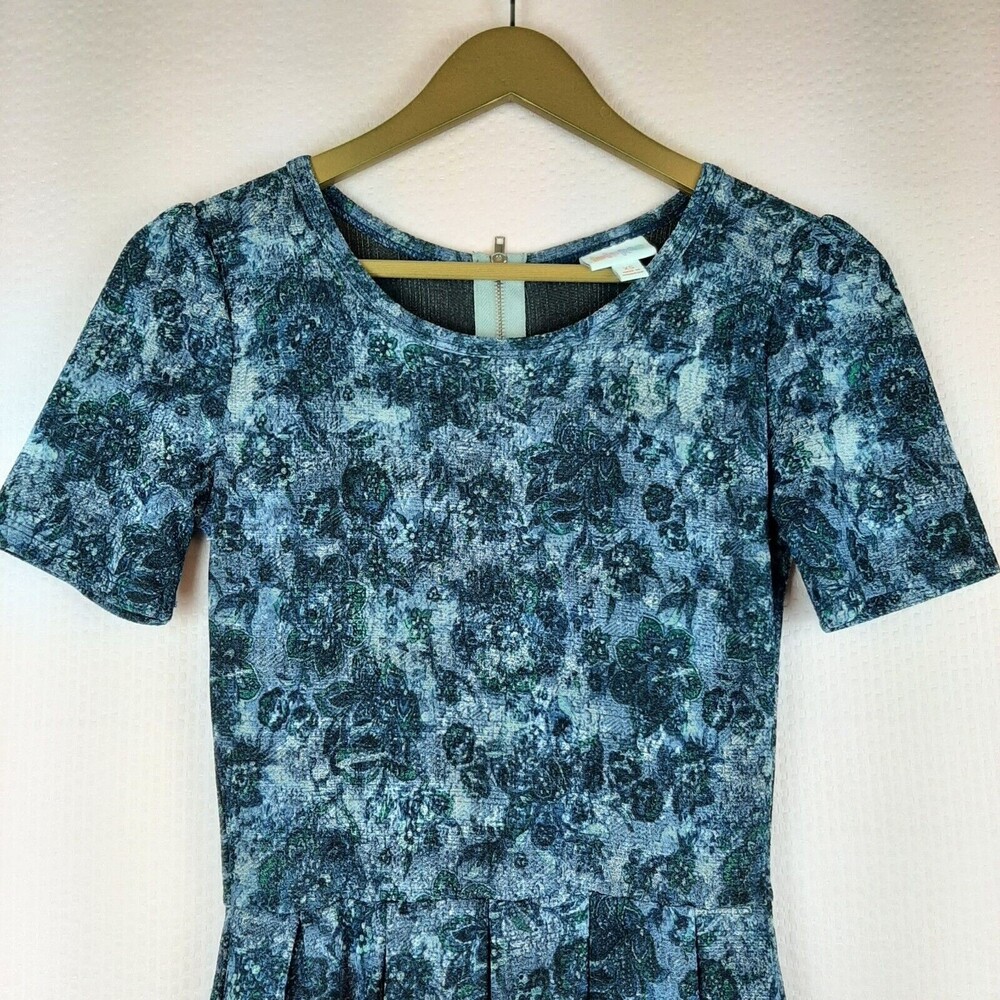 Lularoe Women Beautiful Elegant Amelia Dress Blue Floral Stretch Pockets XS - Picture 7 of 12